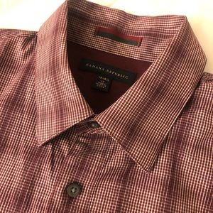 Banana Republic Men’s Maroon Checkered Shirt